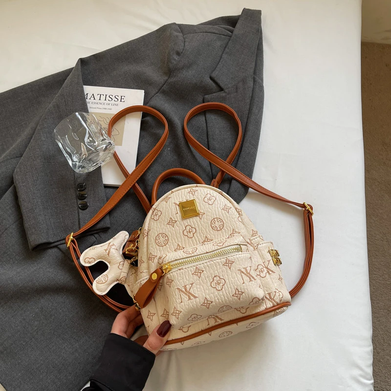 

Vintage Style Women's Crossbody Bag - Genuine Leather Shoulder Bag With Adjustable Chain Strap & Inner Pockets