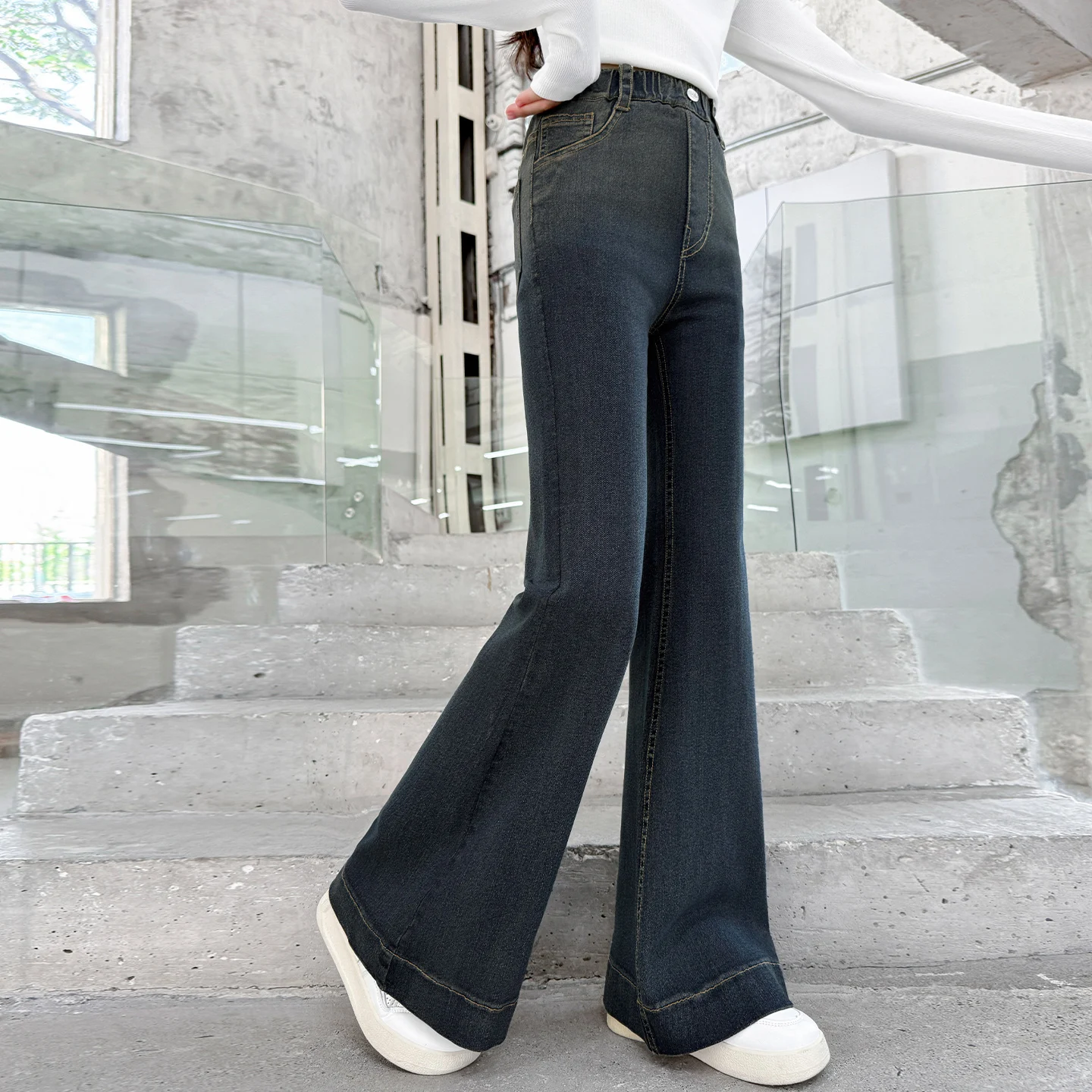Girls Denim Pants Trousers For Tween Children New Trendy Kids High Waist Flared Jeans For Girls Black Blue Color Boot Cut Jeans