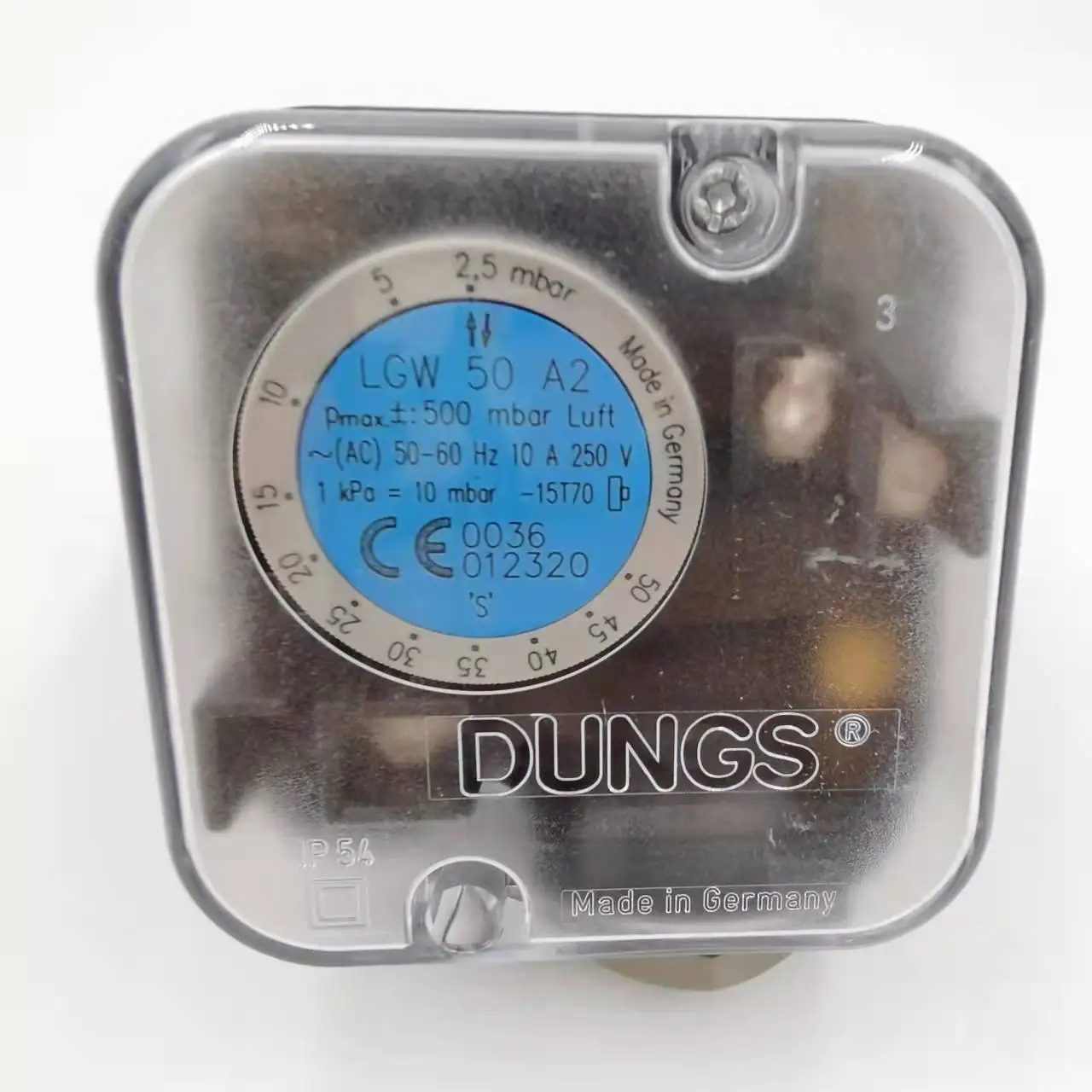 2025 Germany DUNGS Dongsi pressure switch LGW50A2 spot 20 original brand new