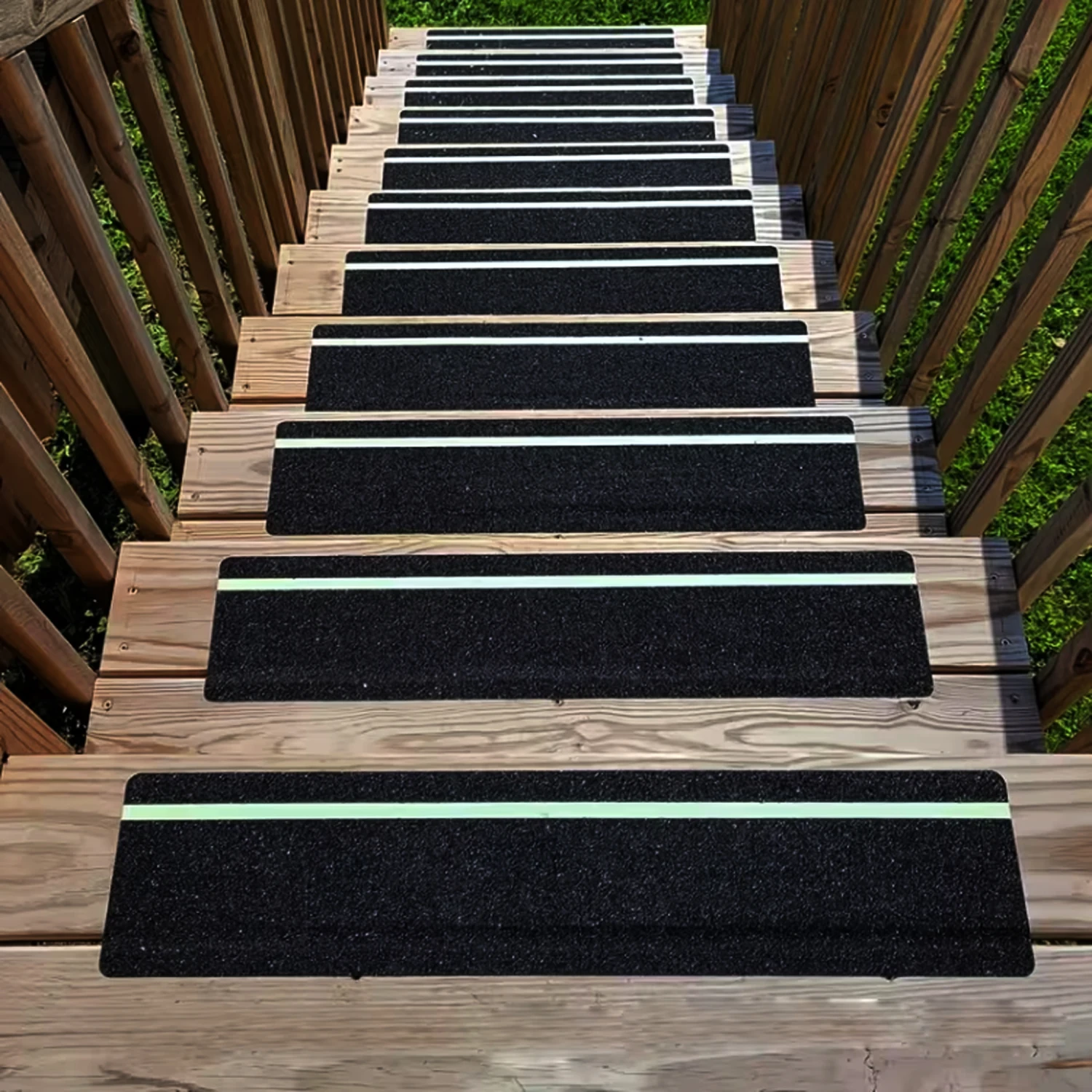 5 piezas de cinta antideslizante luminosa de seguridad, cinta de tracción, 15 cm x 76 cm, no requiere corte, autoadhesiva, brilla en la oscuridad, adecuada para escaleras interiores o exteriores, baños, bañeras, barcos, cinta antideslizante fluorescente, proporciona el mejor agarre, fricción, escalones, pedales de monopatín, cinta antideslizante abrasiva