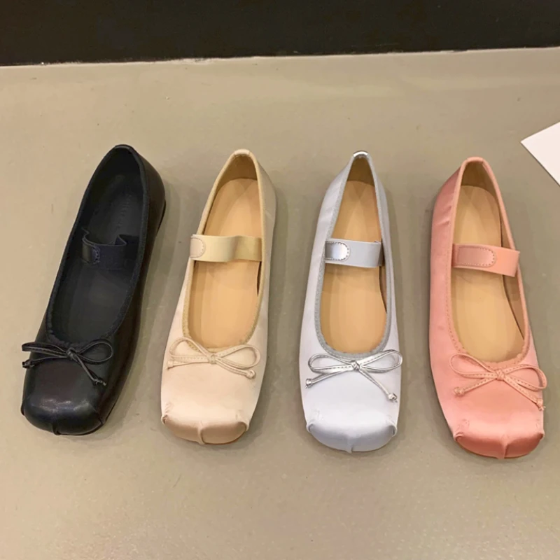 

2023 Luxury Satin Silk Ballet Shoes Woman Classic Square Toe Bowtie Elastic Band Ballerina Flats Ladies Soft Loafers