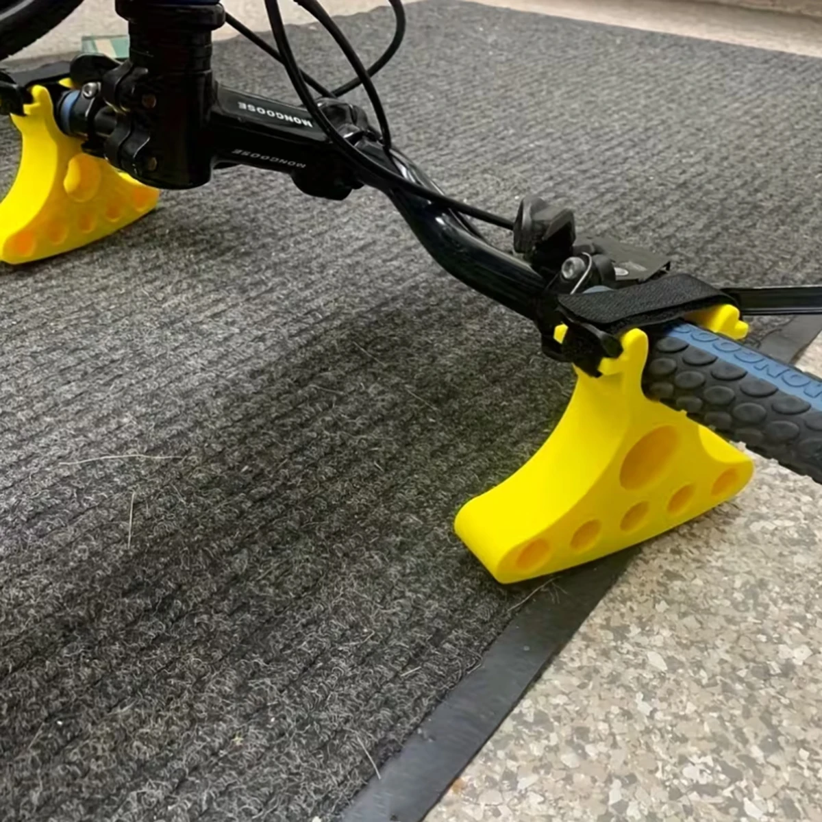 Image of 2er-Pack Robuster Fahrrad-Reparaturständer - mit Rutschfester Basis, Verstellbarer Mountainbike/Rennrad-Lenkerhalter - für Garage, Werkstatt, Outdoor-Radfahren - Langlebiges Kunststoffmaterial