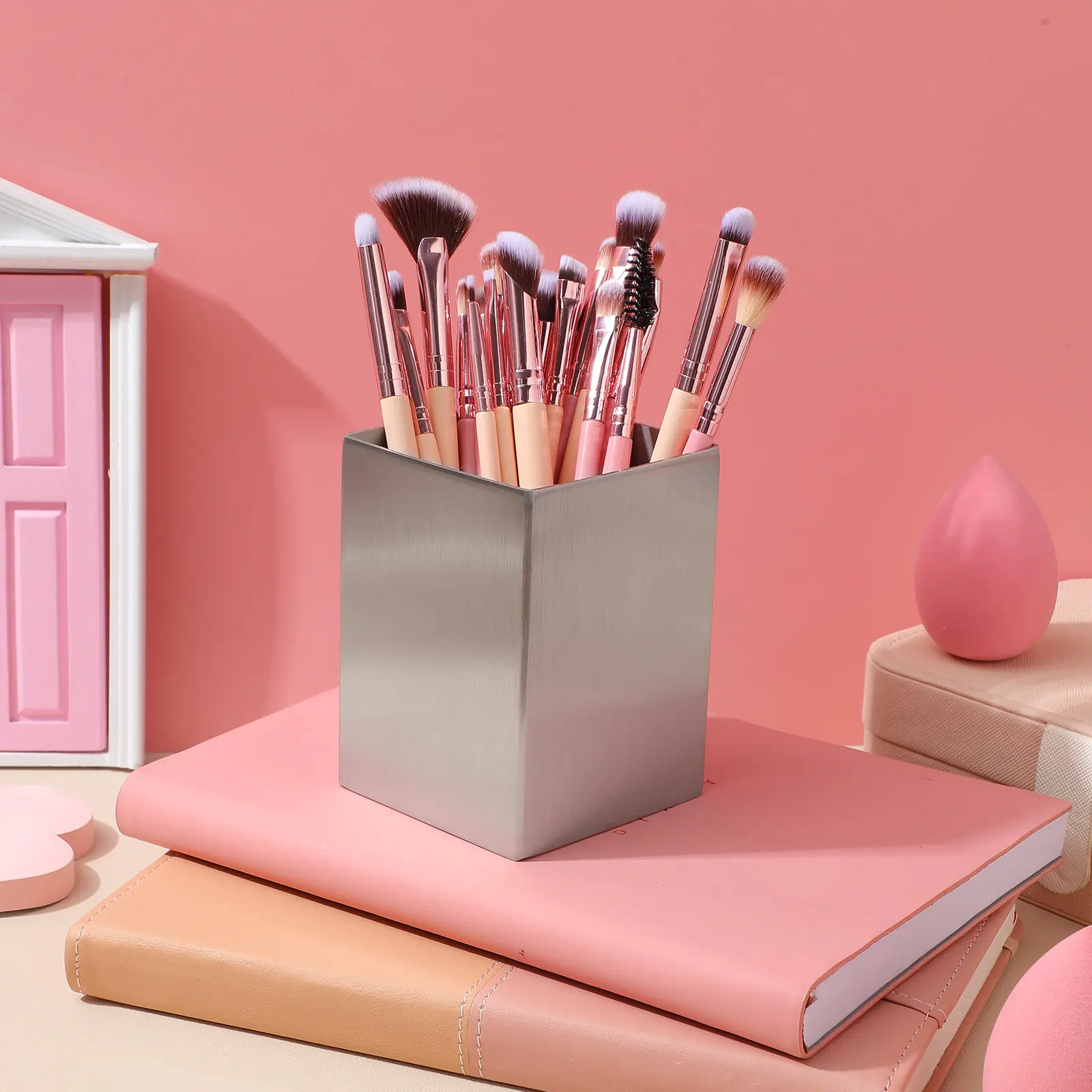 

Metal Stainless Steel Pen Holder Stable Desktop Sundries Organizer Office Pencil Cup Multipurpose Desk Organizer Makeup Brush