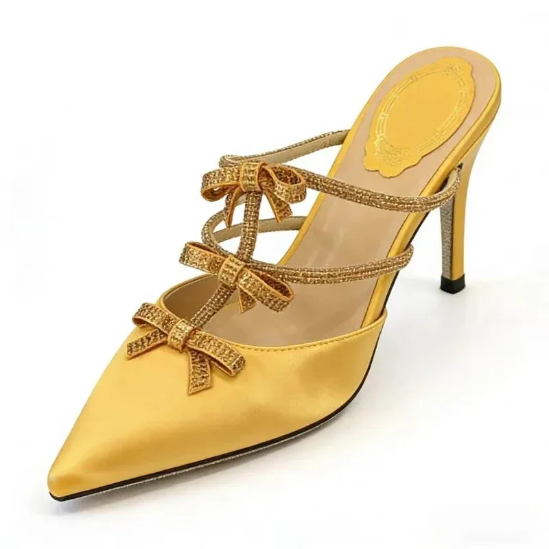 

Новинка, женские босоножки на каблуке с украшением из стразов и бантом, пикантные сабо с острым носком и открытой спиной, роскошные вечерние вечерние туфли на высоком каблуке