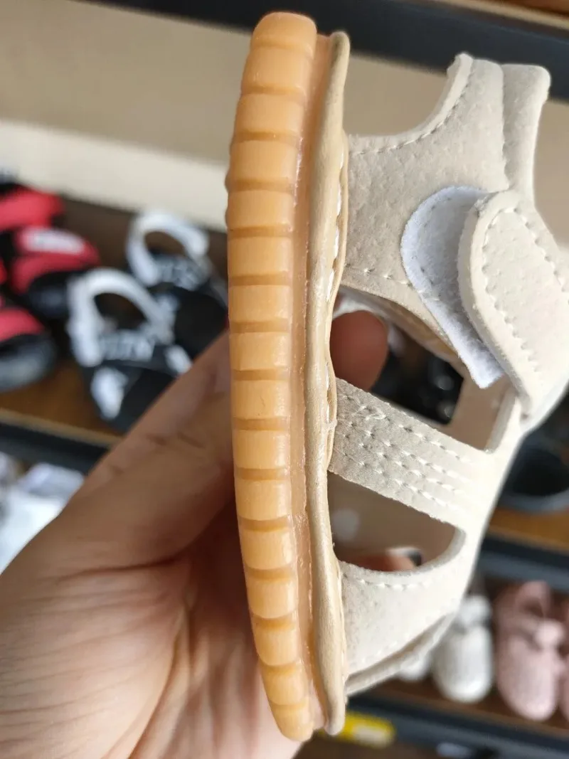 Baby Quietsch-Sandalen für Sommer, Kleinkinder Jungen Mädchen, Niedliche Freizeitschuhe, Rutschfeste Indoor-Lauflernschuhe – Detail 24