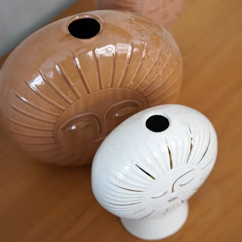 Creative Sun Face Ceramic Vase,Wabi Sabi Style Vase Ornament,Living Room Bedroom Desktop Art Decoration Nordic Style Home Decor