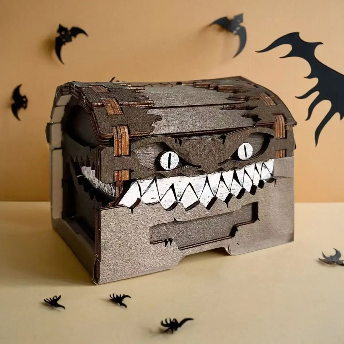 

Wooden Dice Box Home Decor Monster Teeth dice Case For Role Playing Games Player for Dungeons and Dragons RPG DND Fans Gifts