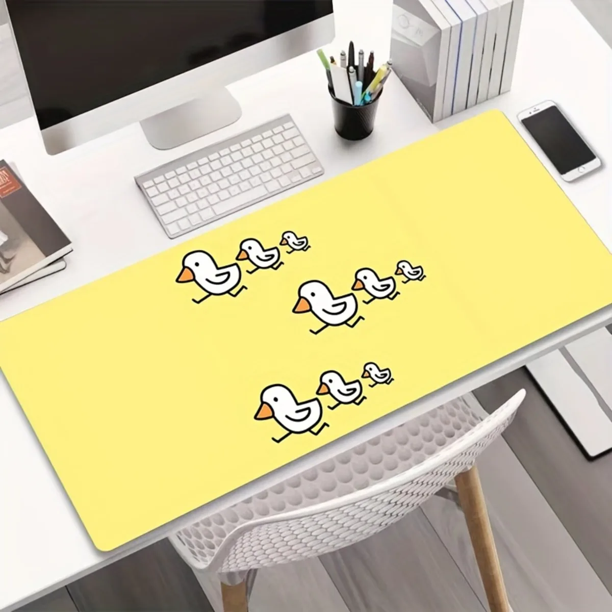 

Yellow Cartoon Duckling Rubber Non-Slip HD Gaming Mouse Pad Large Computer Desk Mat Office Desktop Keyboard Accessories