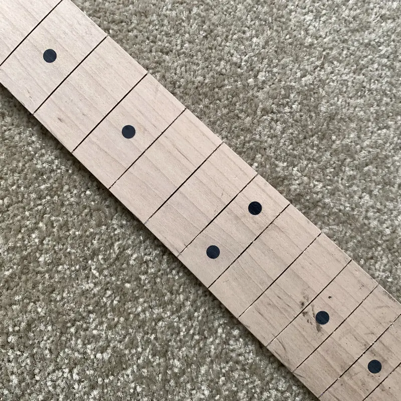 HN611 Unfinished Electric Guitar Neck No Paints No Frets Fingerboard with Cracks Banana Headstock for DIY Decorations