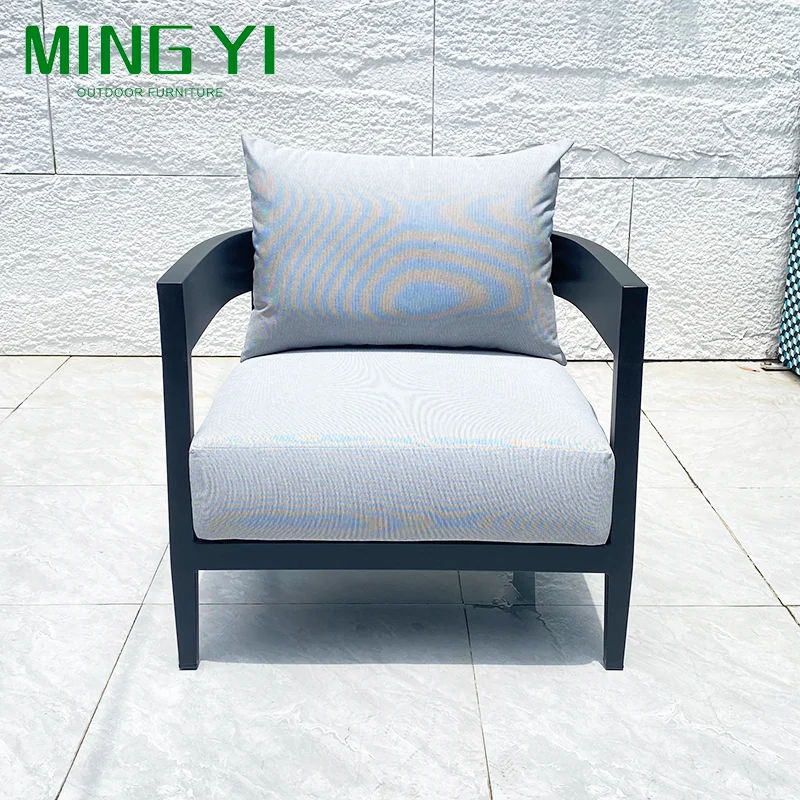 سبائك الألومنيوم سعر المصنع أطقم أرائك خارجية صالة أثاث الفناء مع وسائد أريكة على شكل حرف L مع طاولة للفندق