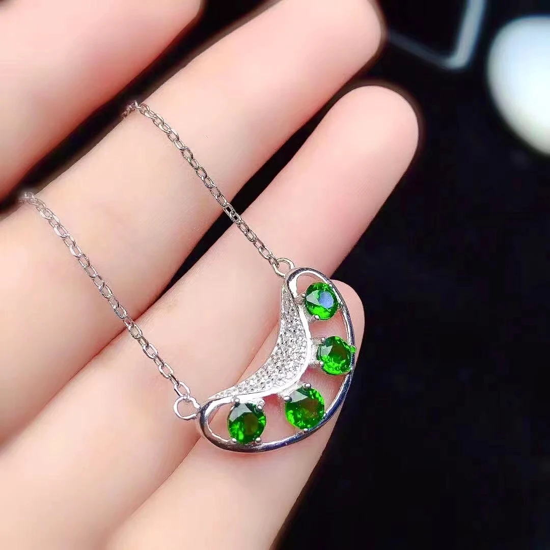 

Sterling Silver Diopside Pendant for Party 4mm Natural Diopside Silver Pendant 925 Silver Diopside Jewelry Gemstone Pendant