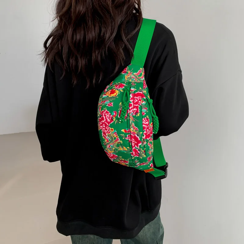 2024 new Chinese windchest bag Northeast big flower single shoulder crossbody bag personality all fashion Fanny pack women