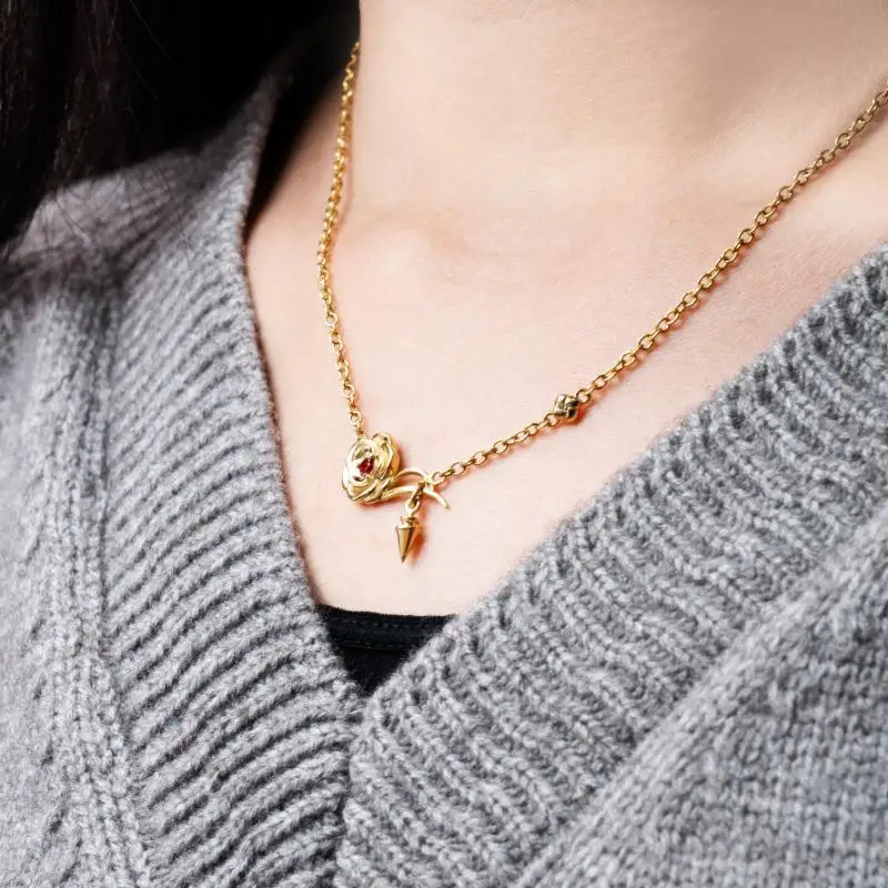 SPY FAMILY Yor Forger periféricos de anime creativos bidimensionales anillos decorativos de moda personalizados collares regalos de vacaciones