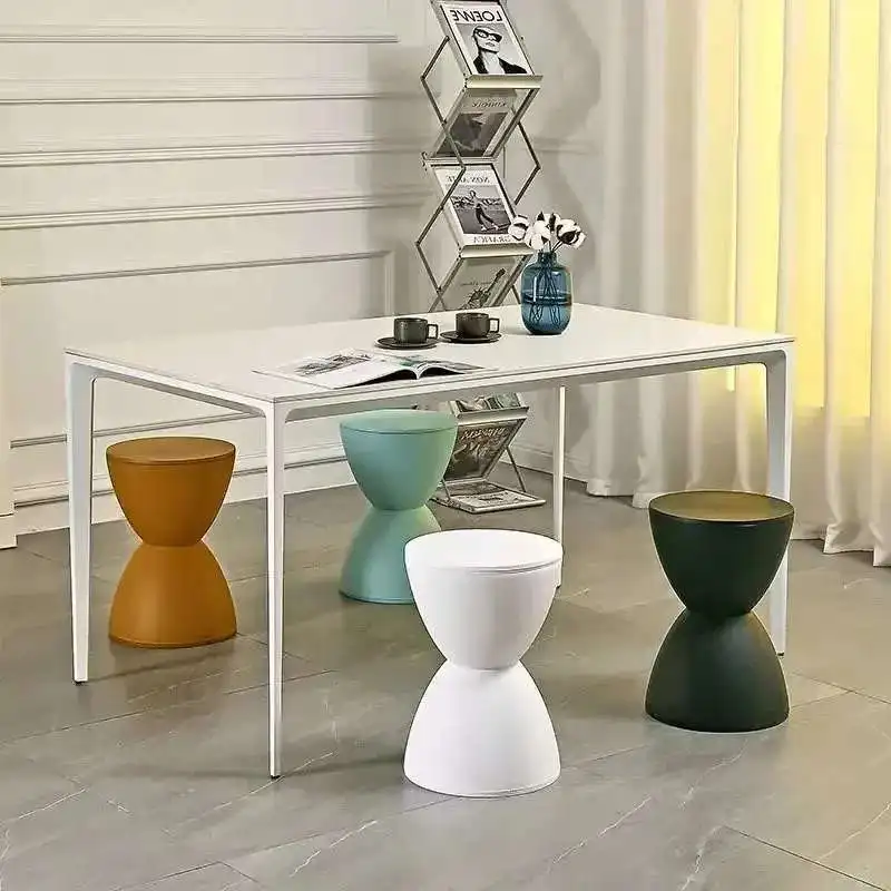 

Creative Low Stools Plastic Nordic Living Room Furniture Home Entrance Ottomans Hallway Shoe Changing Stool for Bedroom Portable