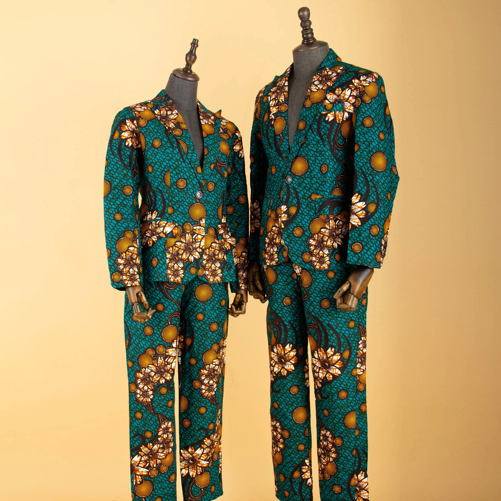 African Clothes for Couples Bazin Riche Women Ankara Suits Matching Men Outfits Print Blazer Jackets and Pants Sets YS20C021