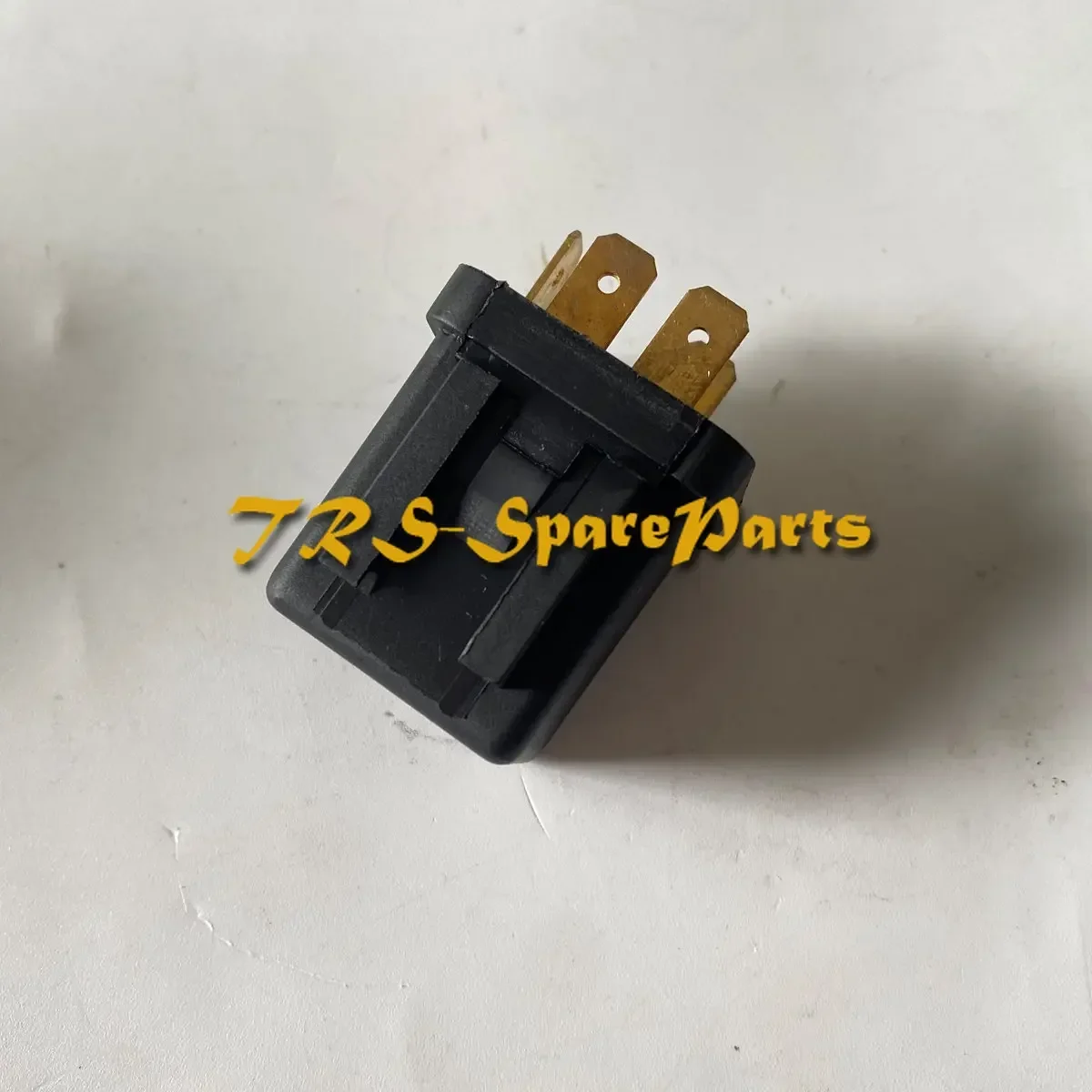 

1PC Safety Relay 569-06-61960 For Komatsu Excavator WA200-6 PC300-8 PC220-8