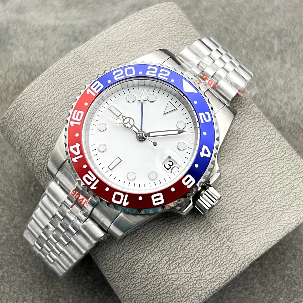GMT Man Watch NH34A Movement world time watchs White Dial Ceramic Bezel Blue GMT Hand Luminous 100m Waterproof Stainless Steel