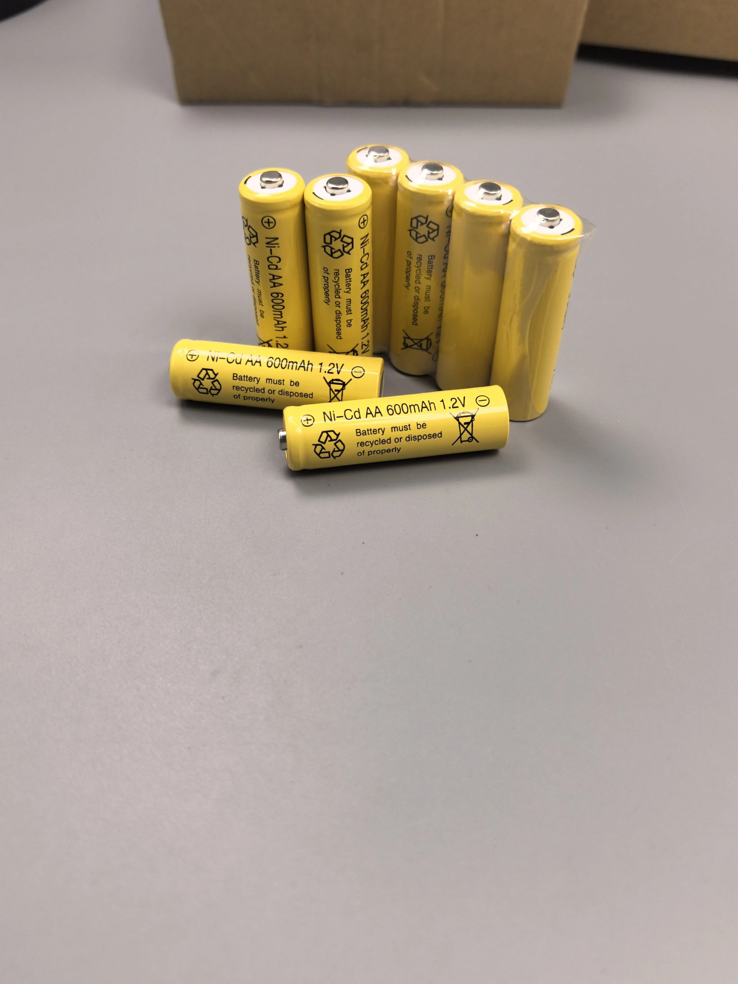 بطارية Ni-CD بقدرة 600 مللي أمبير في الساعة 1.2 فولت AA - مناسبة للأجهزة منخفضة الطاقة مثل الآلات الحاسبة وأجهزة الراديو المحمولة وسيارات الألعاب #4