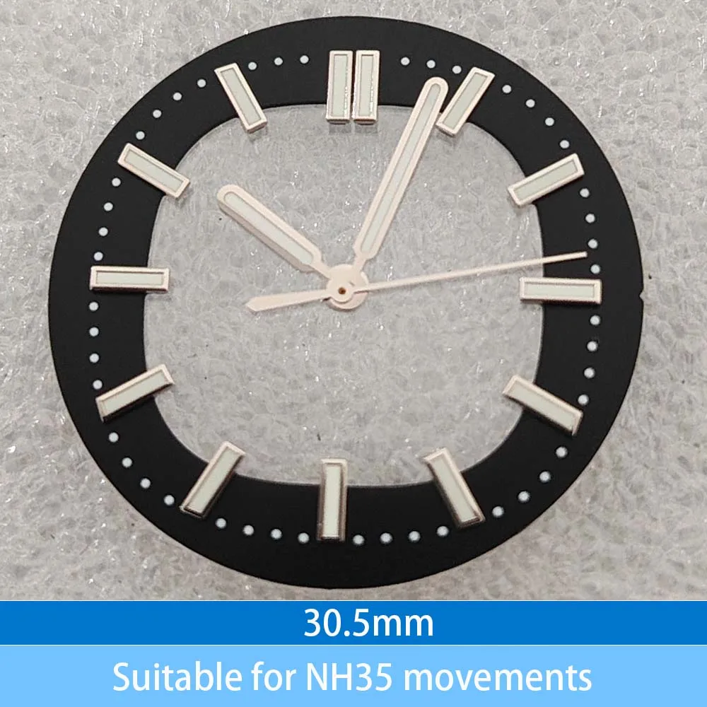 30.5mm watch accessory dial features green luminous hour markers and hands, suitable for the 3 o 'clock position of the NH35