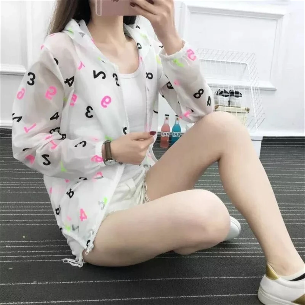 Short jacket women\'s Korean version of long-sleeved baseball jacket casual printed jacket sunscreen HX6666