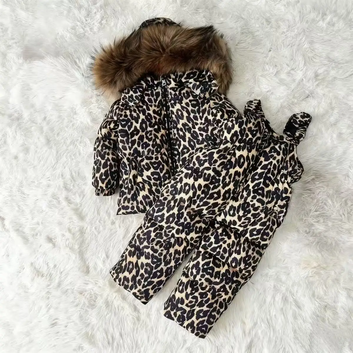 

Children's Winter Thick Down Jacket Set Male and Female Baby White Duck Down Down Jacket Jacket+overalls Two-piece Set