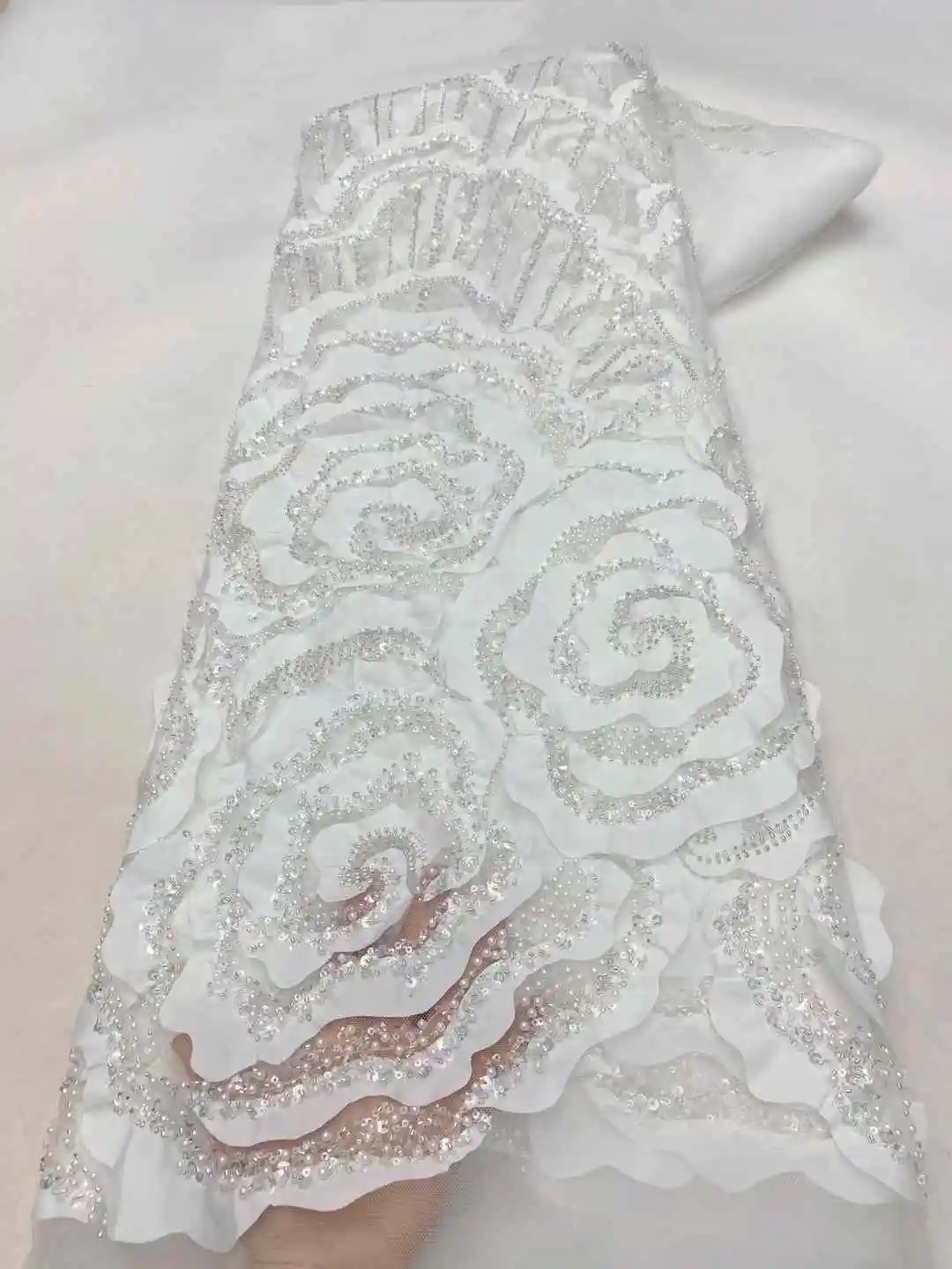 African Luxury Beaded Tulle Lace Fabric 2025 Nigerian Handmade Heavy Sequins Lace Fabric Fro Bridal Wedding Dress Party Sewing