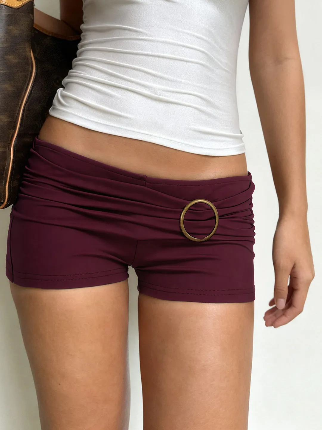 

Женские бордовые мини-шорты в стиле винтаж 2000-х Y2K Гяру, клубные шорты с низкой посадкой, горячие шорты, летняя модная одежда 2026