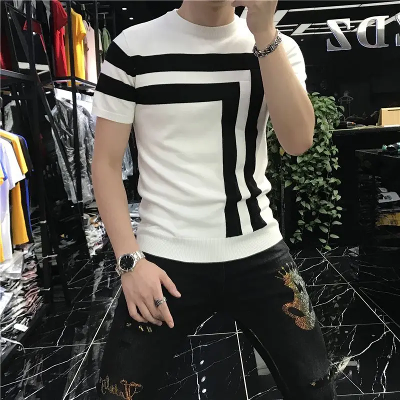 

2024 Summer Ice Shreds Men Short Sleeve Round Neck Thin Style Refreshing Ventilation Youth New Slim All-match Affordable T-shirt