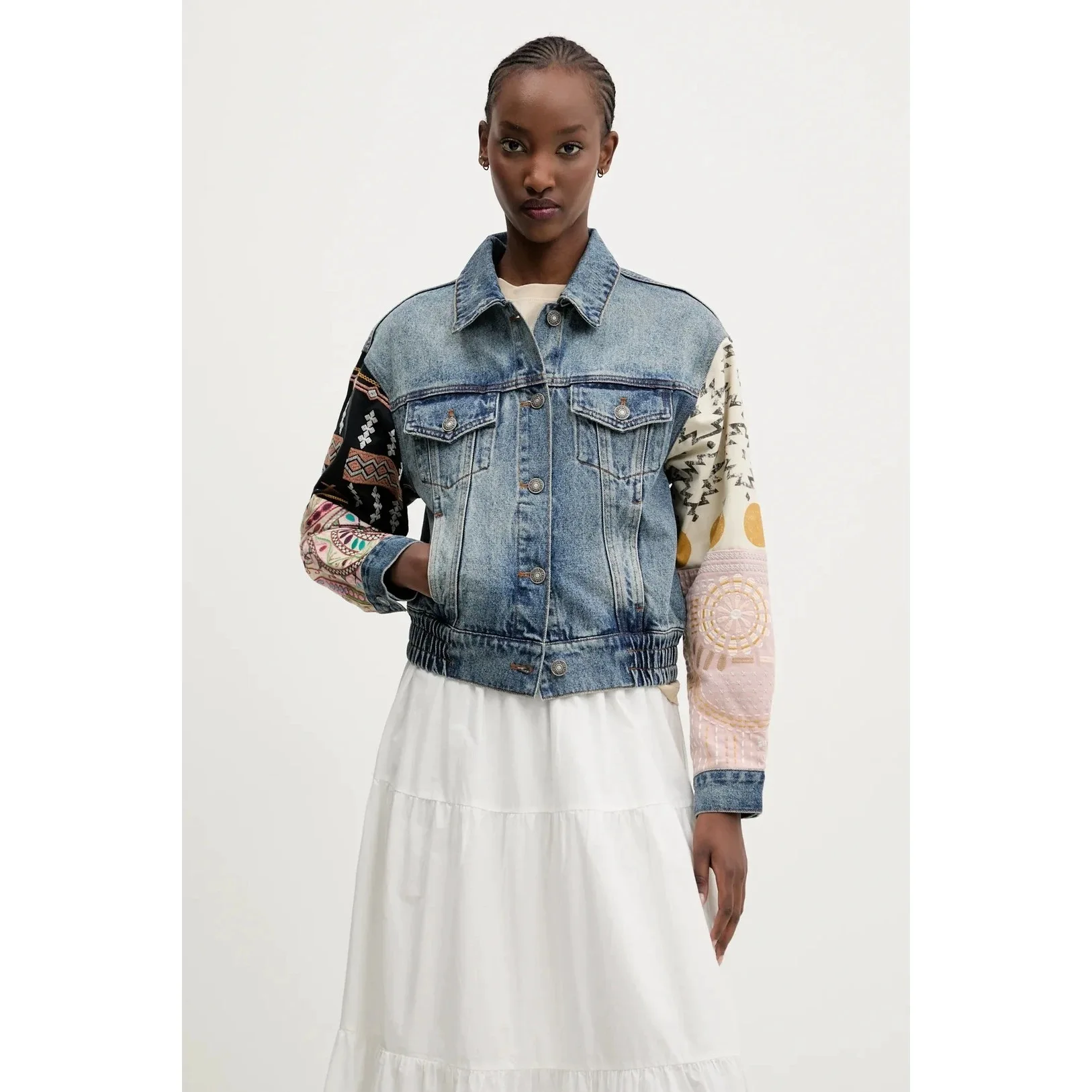 Spanish original light luxury women's jacket, sandwashed, distressed, spliced, jacquard embroidered, loose denim jacket