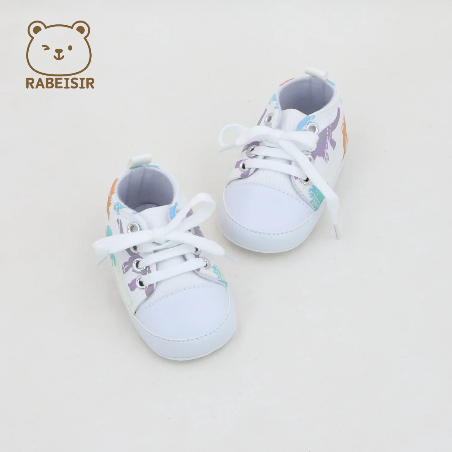 

Spring and Autumn Baby Canvas Shoes Baby Walking Shoes 0-6-12-18 Months Soft-Soled Comfortable Night Light Shoes