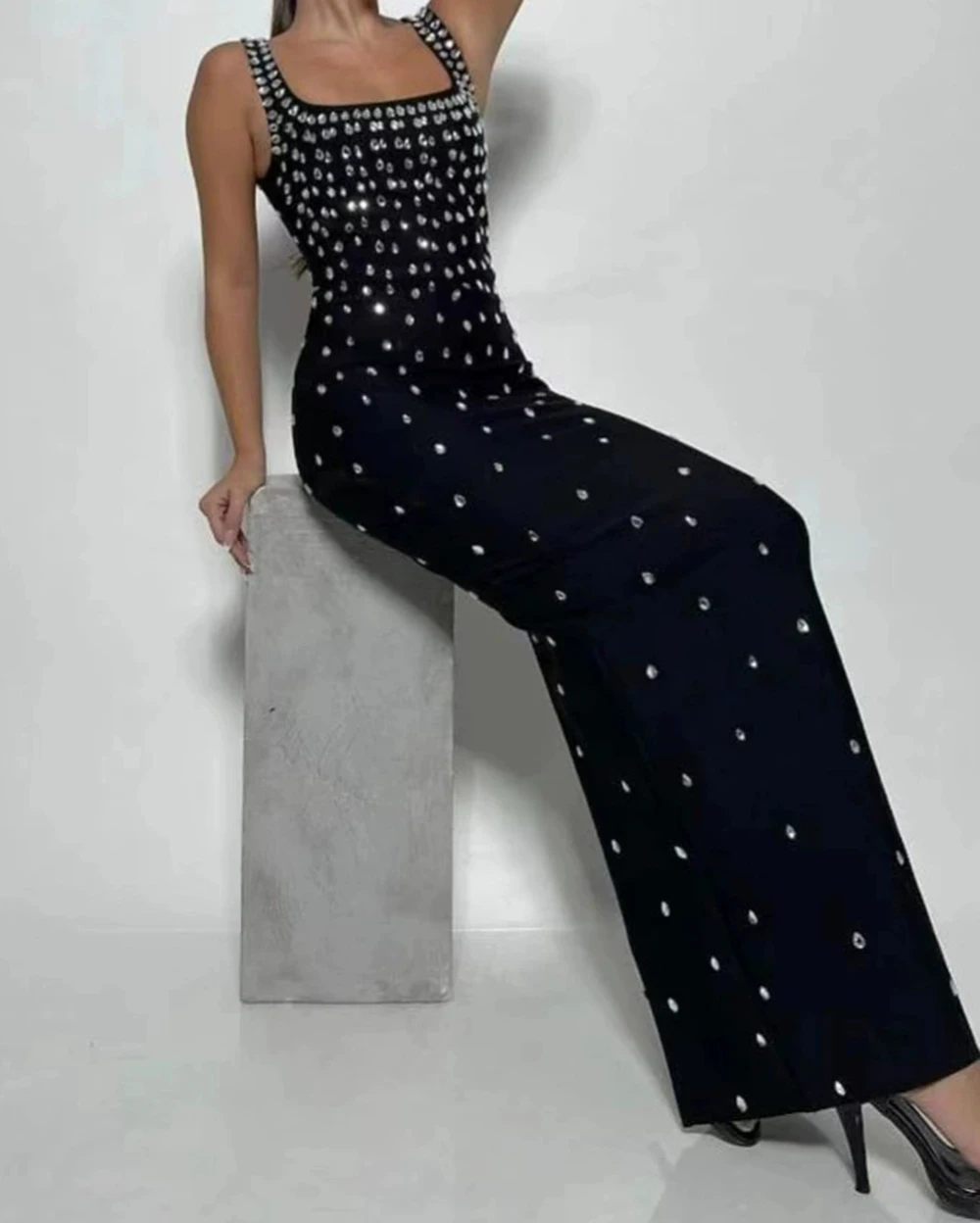 

2025 new slim rhinestone bandage skirt light luxury fashion party skirt-GZXX1099