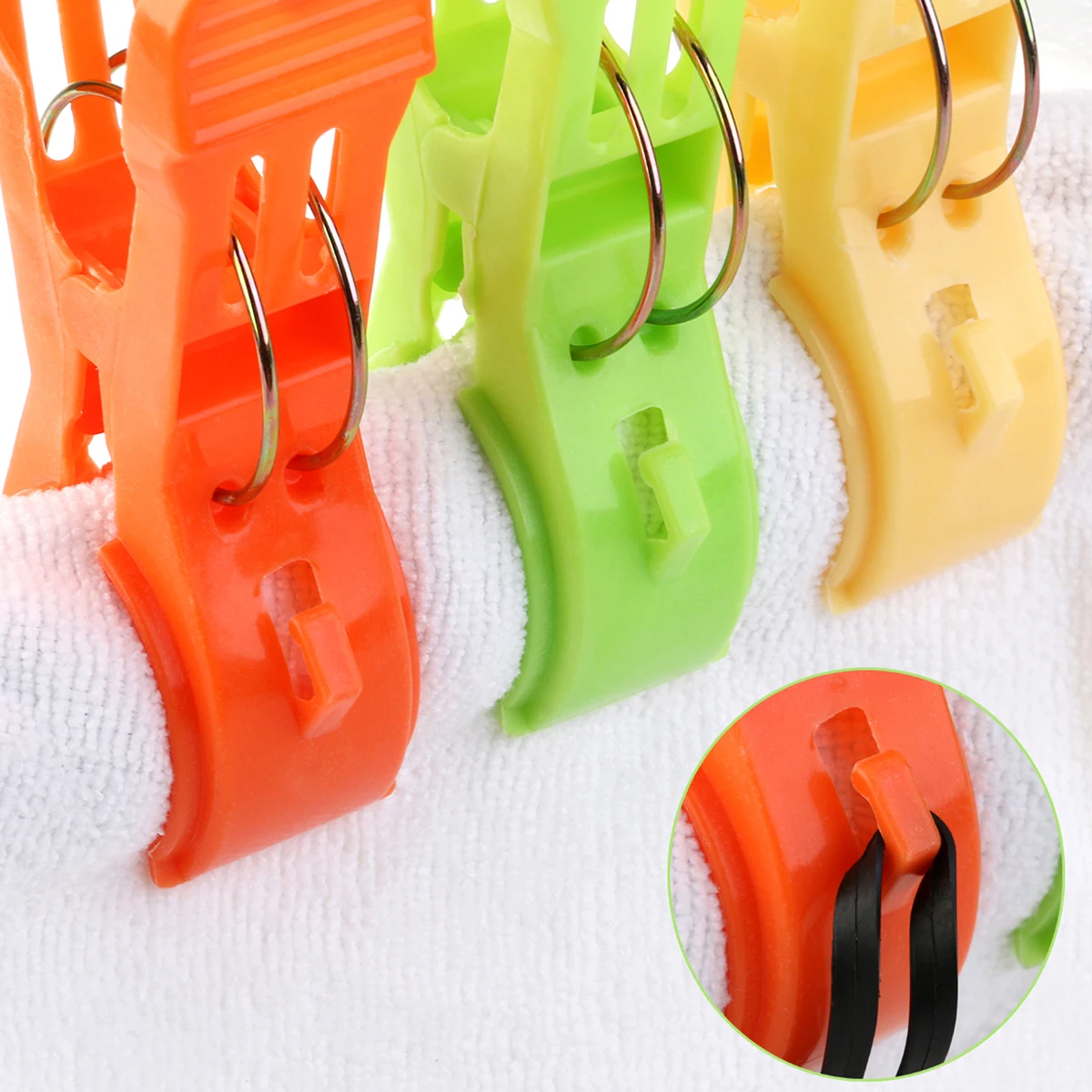 

16Pcs Alligator Mouth Tarp Clamps Secure Tightening Clips for Camping Hiking Beach Shelters Fabric Anchoring Tools