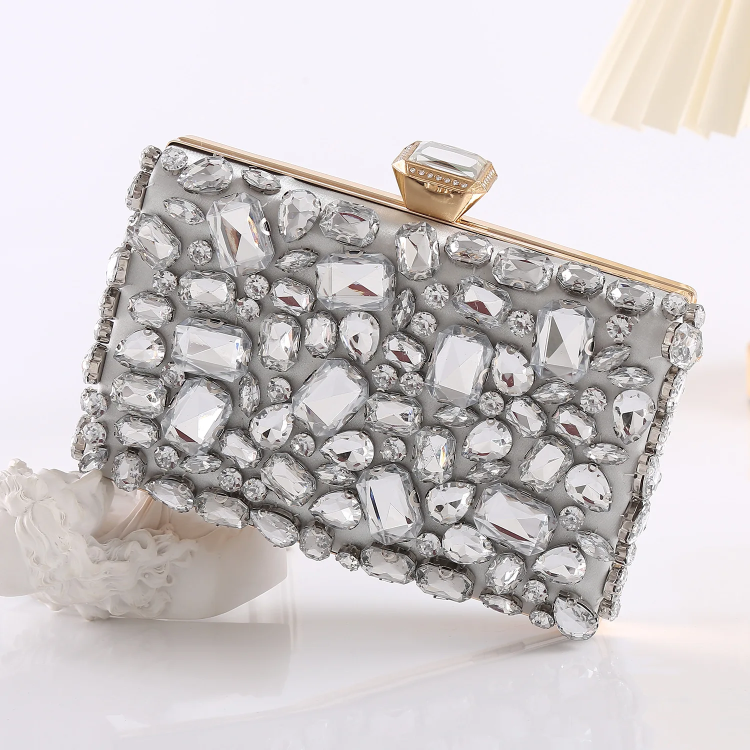 2023 New Women Single Side Diamond Evening Bags Bling Party Dinner Purse Wedding Wallets 2 Colors Drop Shipping