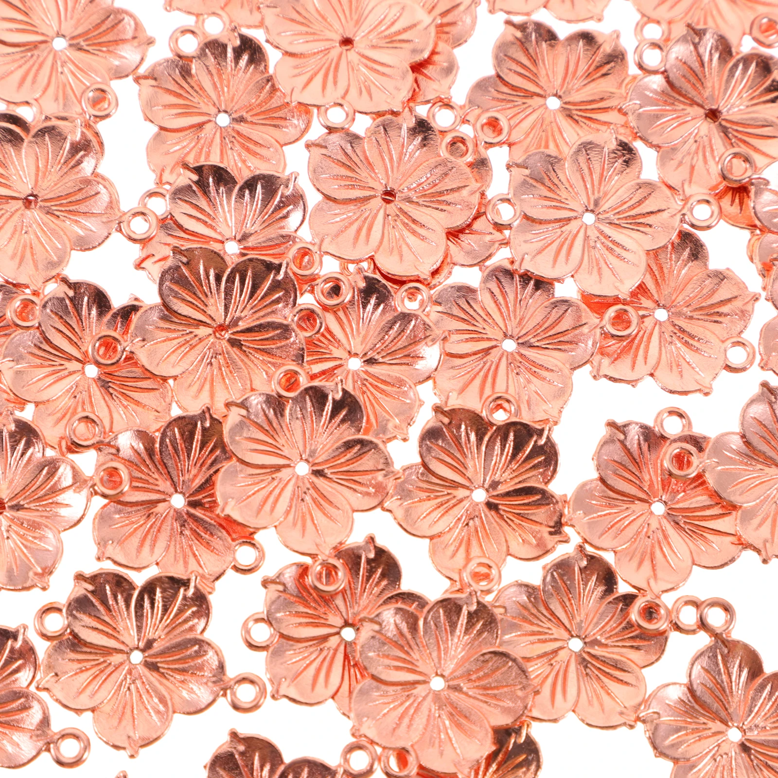 

50pcs Retro Alloy Pendants Flower Connectors for Bracelets Necklaces DIY Jewelry Parts Accessories Golden Color