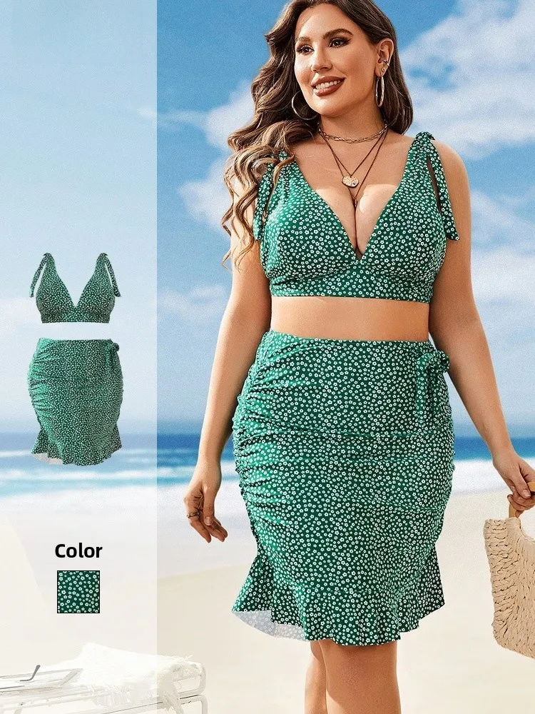 

Sexy Bikini Swimsuit Set for Women Large Size Hot Spring Bathing Trendy Three-piece Swimsuit Polyester Material with Chest Pad