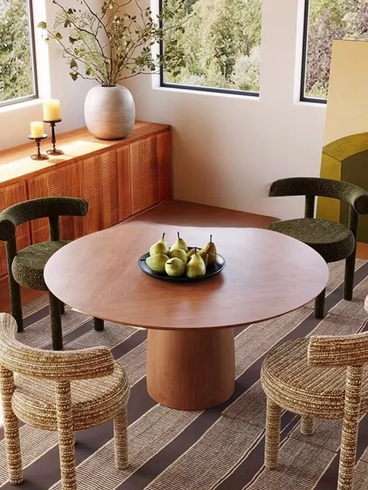 

New medieval designer solid wood dining table French cream style round eating table small apartment simple bed and breakfast