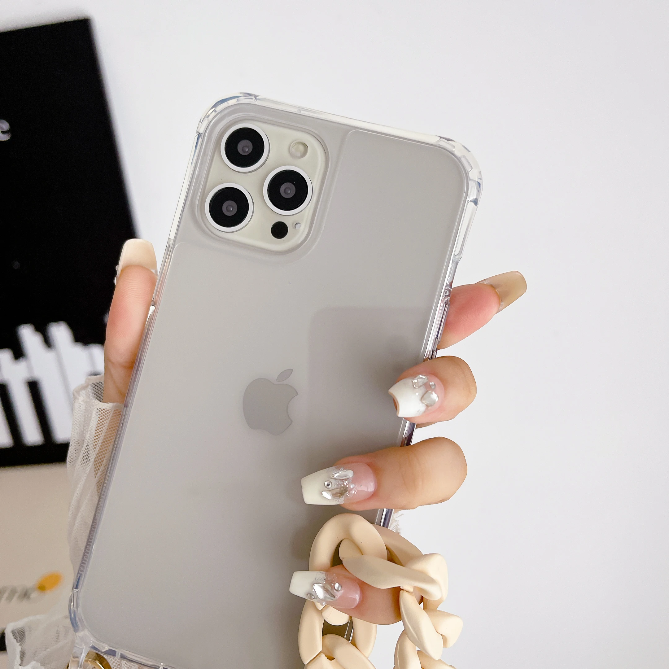 اللون الاكريليك سلسلة Crossbody للصدمات الحبل جراب هاتف آيفون 15 16 برو 13 12 11 14 برو ماكس سلسلة اليد غطاء شفاف