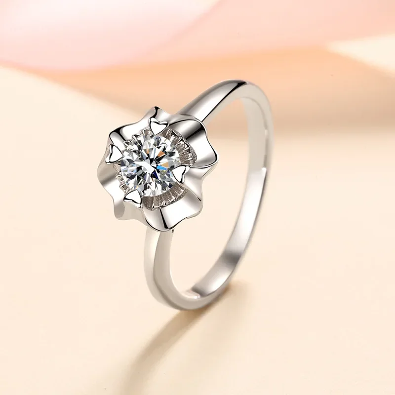

HAIMAITONG Heart-shaped four-claw ring for women, Pt950 platinum set with moissanite, wedding band
