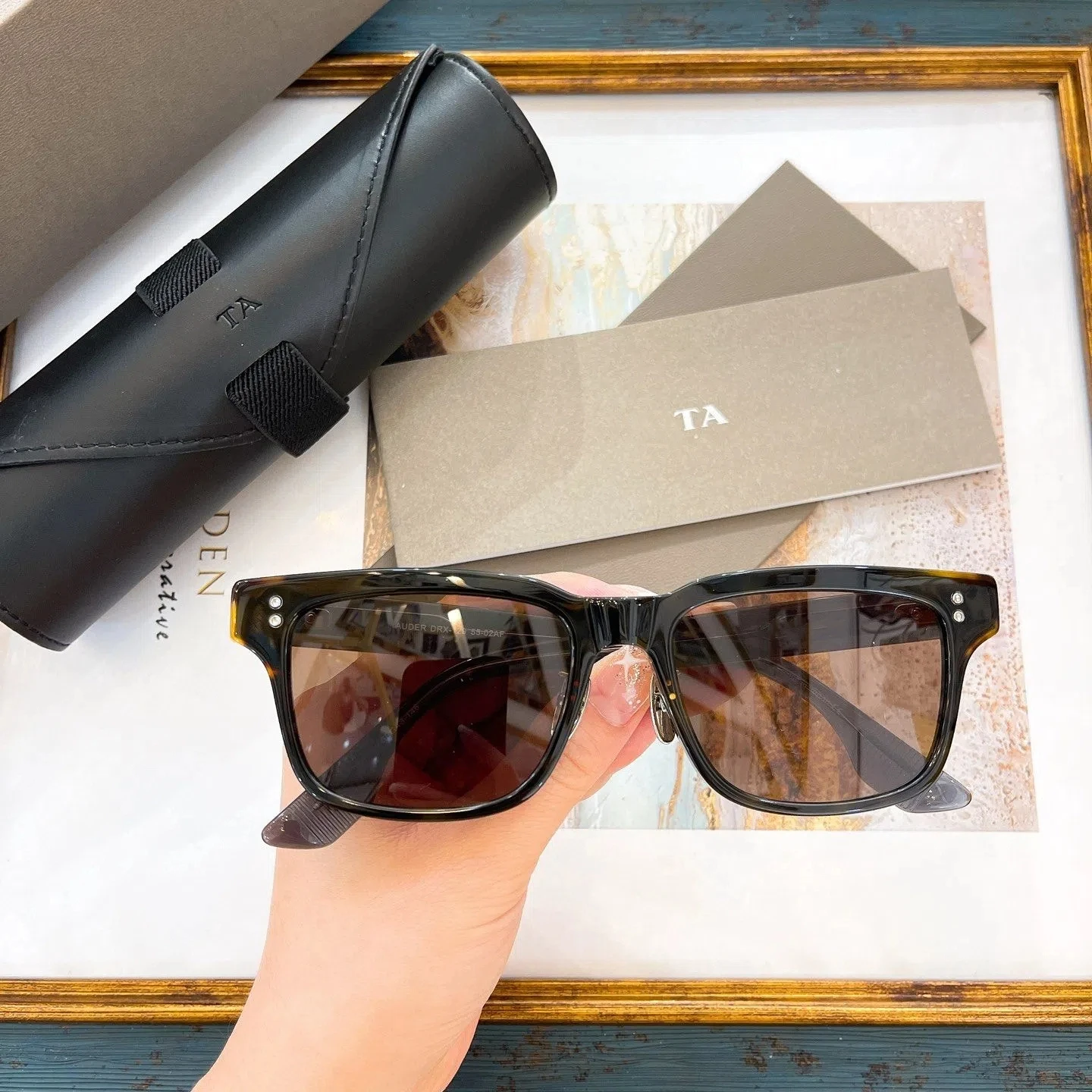 

Оригинальные мужские солнцезащитные очки для LIANGCHENDIT DT AUDER DRX-129, повседневные деловые УФ-солнцезащитные очки, модная квадратная ацетатная оправа, женские очки для пар