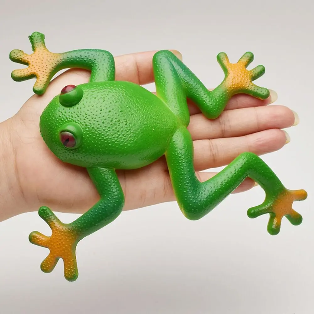 15*15cm Tricky Decompress Frog Toys Simulation Frog Model Soft Rubber Fake Frog Sensory Play Great Gift for Toddlers