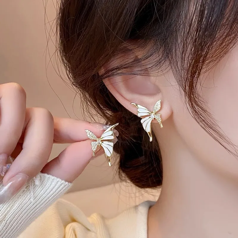 Korean Elegant Butterfly Stud Earrings For Women Light Luxury Shiny Zircon Flower Versatile Earring Party Aesthetics Jewelry