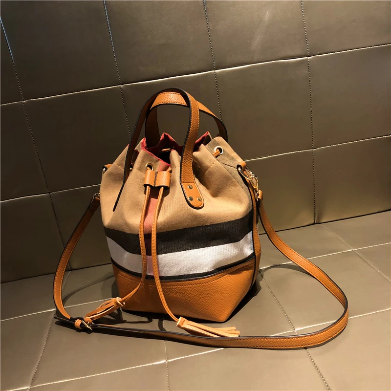 Fashionable Plaid Women Bag Luxury Canvas Barrel Bucket One Shoulder Crossbody Bag Female Designer Purses And Handbag Pouch 2024