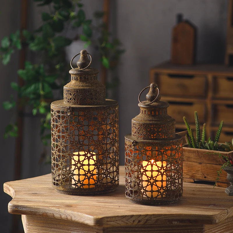 Vintage Metal Candle Lantern Holder, Rustic Hollow Moroccan Style Lantern, Decorative Table Light for Home Garden Decor