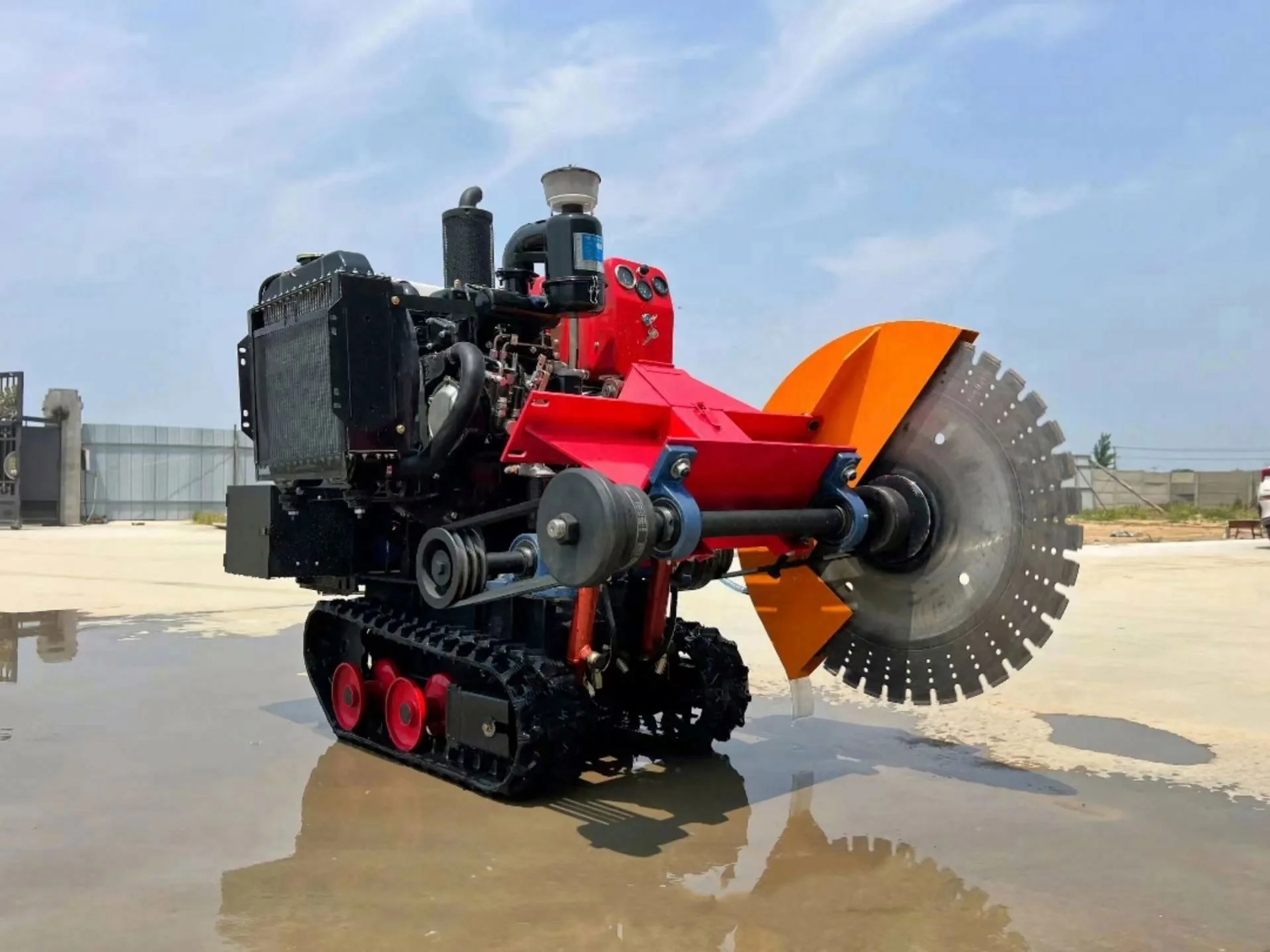 Manufacturer  500 Mm Depth Concrete Bumpy Asphalt Pavement Tracked New Cutting Machine