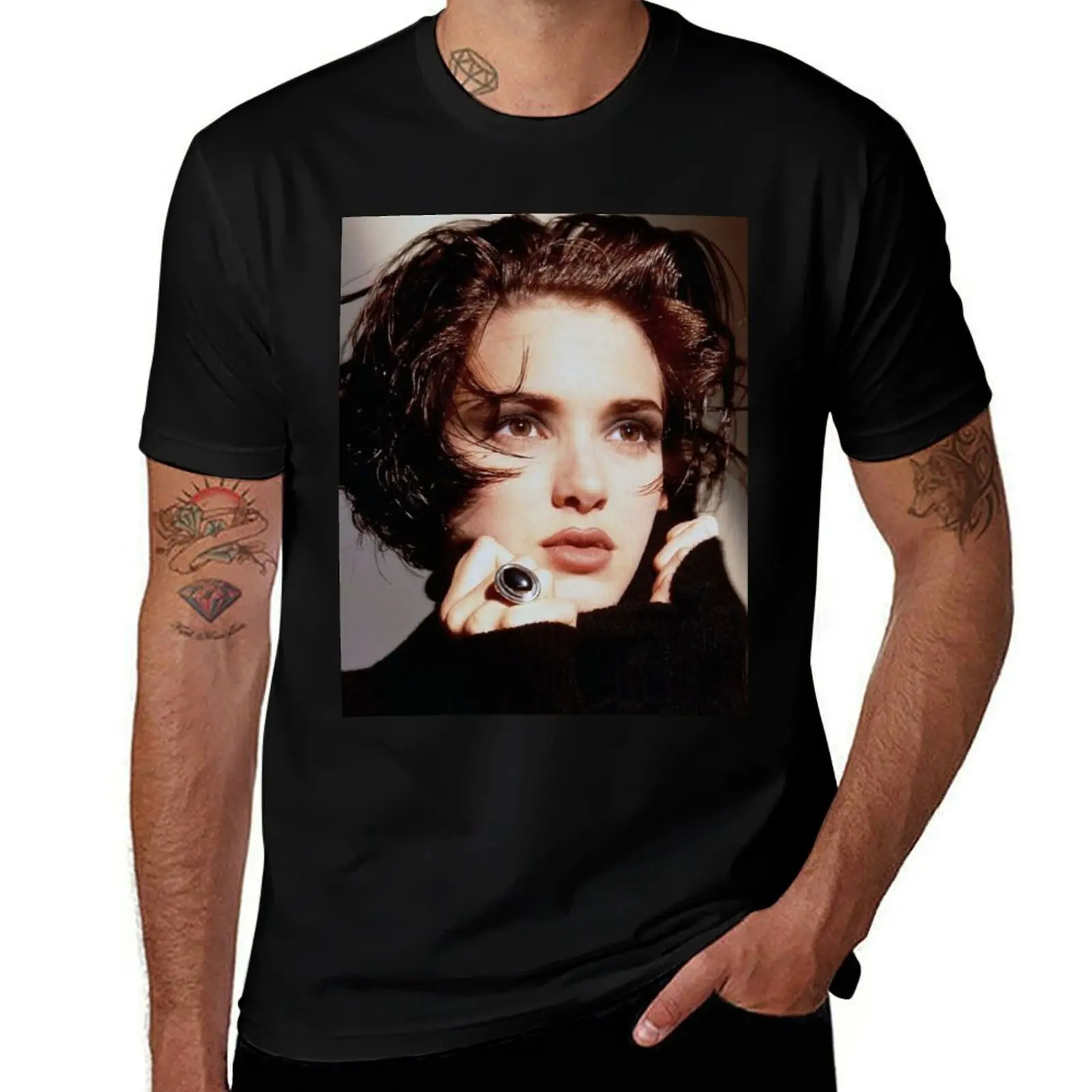 Winona Ryder - Album T-Shirt Basic Casual Wear Short Sleeve Top T-Shirt