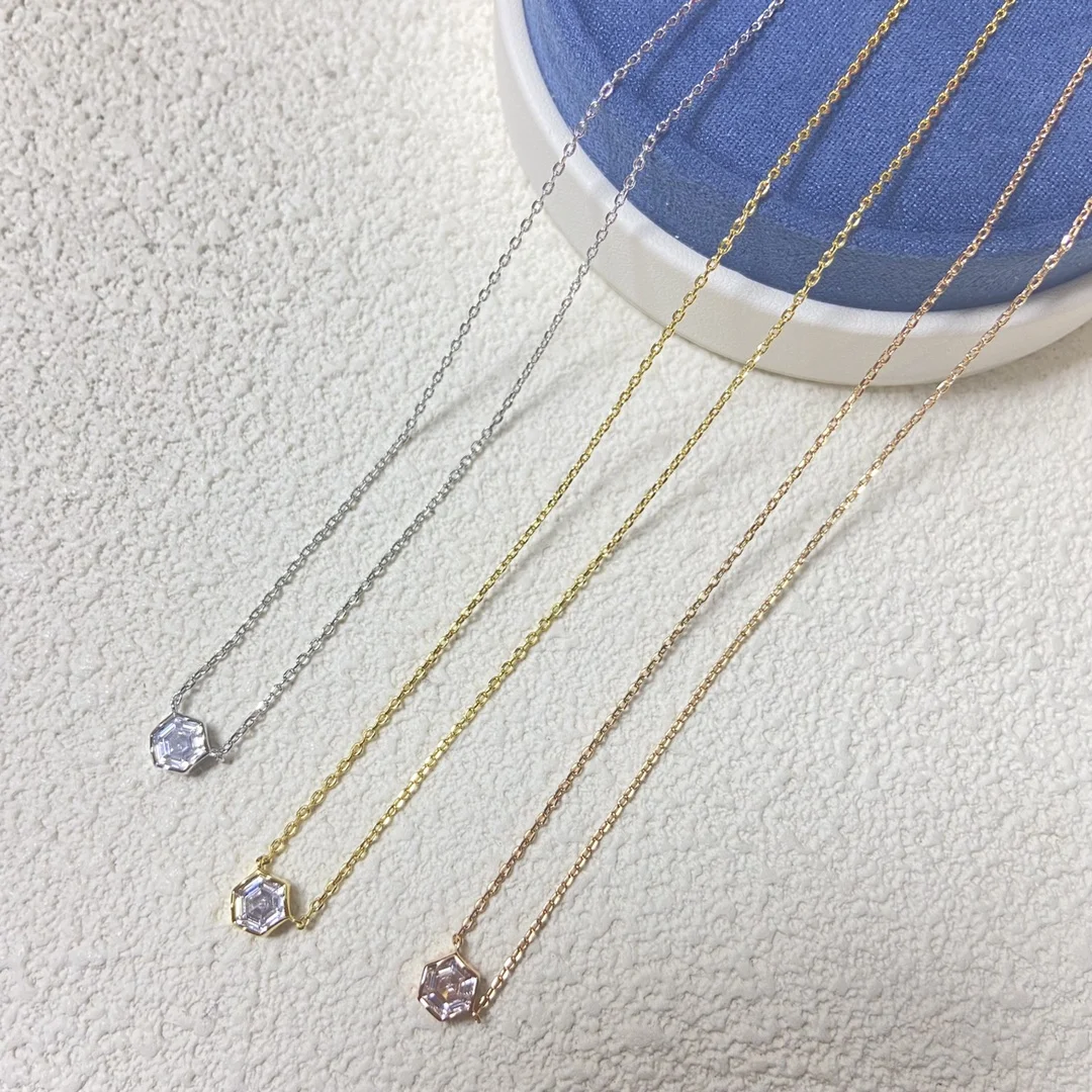 

2025 925 Silver Classic Trendy High End Versatile Necklace for Women Delicate Pearl - Embellished Chain for Feminine Grace​