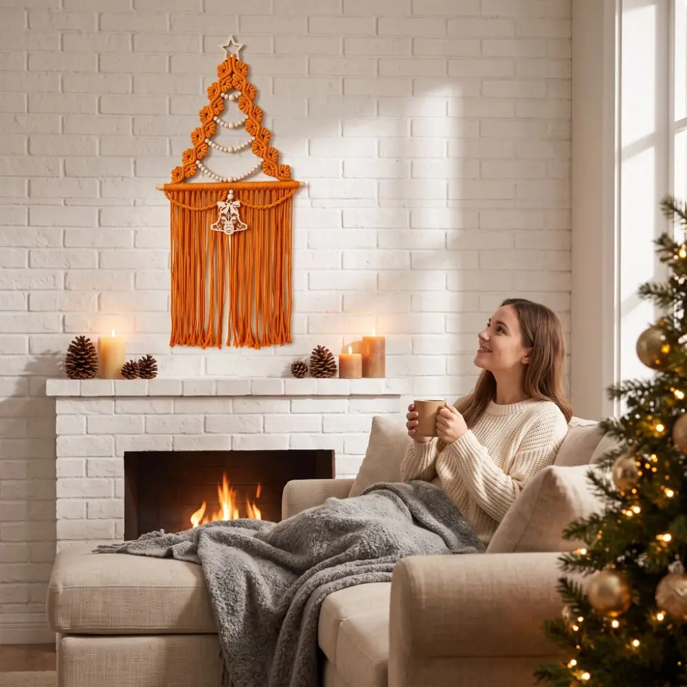 Wood Beads Christmas Tree Macrame Tapestry Aesthetic Woven Wall Hanging Pendant Decorative Art Christmas Tree Wall Hanging Hotel