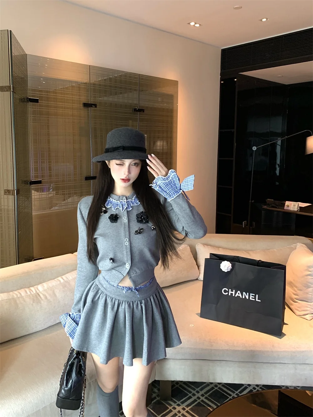 

Spicy Girl Knitted Set High Waist Plaid A-Line Skirt Two-Piece Women's Fashion Autumn Collection Button Style Long Sleeve