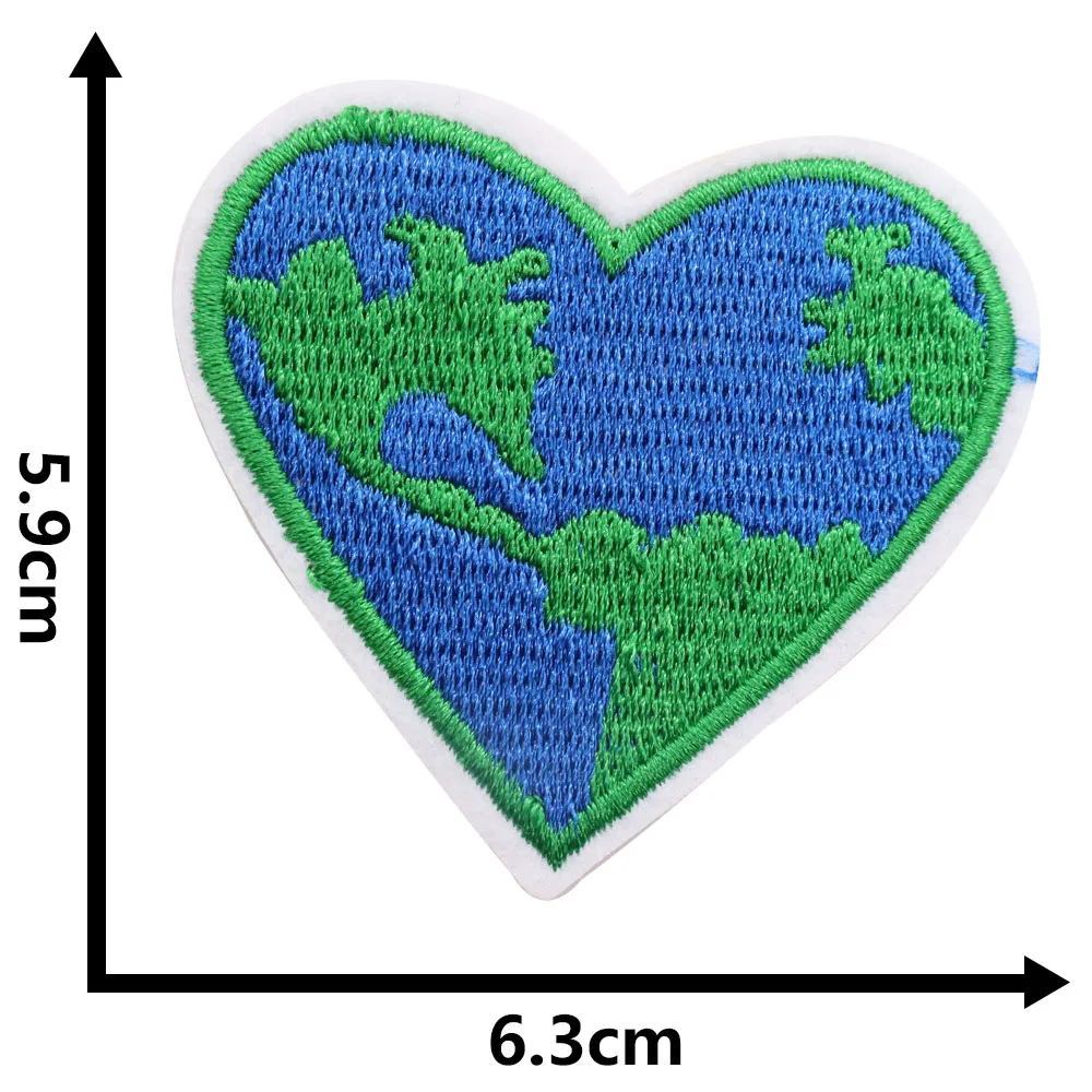 10Pcs/lot Heart shaped earth Embroidery Patches for T-shirt Iron on Stripes Appliques Clothes Stickers Clothing Badges