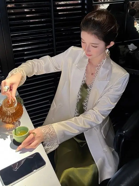 Lace Splicing Satin Design Women's Suit Jacket Loose Fit Breathable Long Sleeve Spring 2026 White Color Block Coat